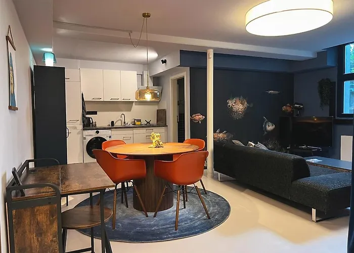 Wunderschoenes Loft-apartment Im Gruenen Hamborg